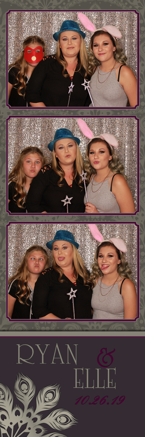 Elle's Wedding | View more photos from the event at gallery.photoboothbillings.com/u/PhotoBoothBillings/Elles-Wedding